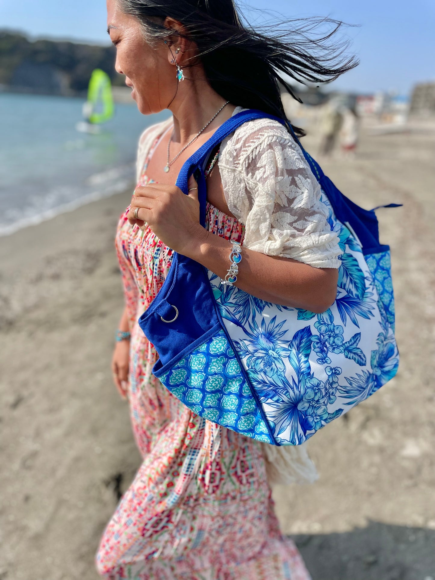 SunNSand フラワー&リーフトート