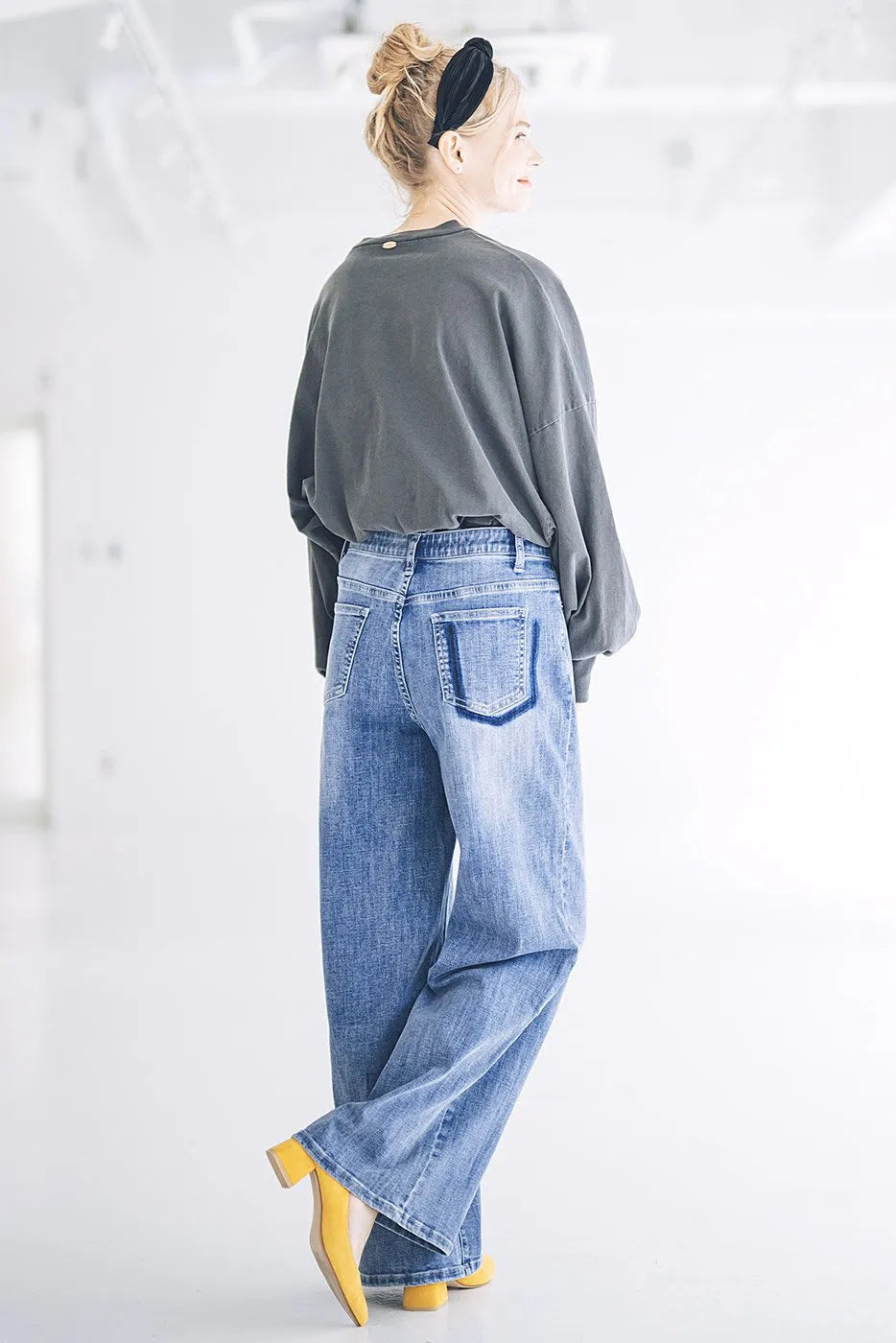 INDIMARK 【Indiknit】 ニューワイドデニム ブリーチ