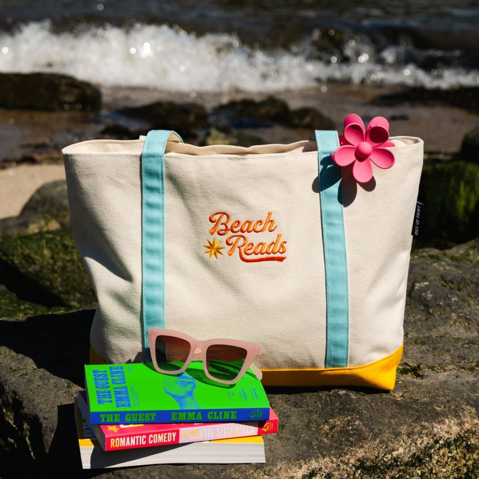 OUT OF PRINT 【Beach Reads】ジップ付きトートバッグ