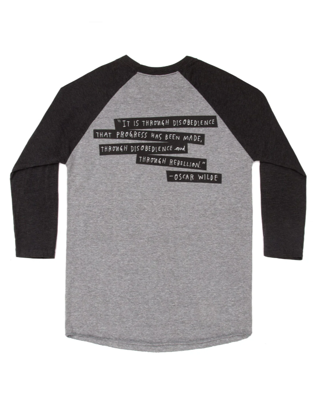 OUT OF PRINT【パンキッシュな作家たち 】ユニセックスラグランTシャツ