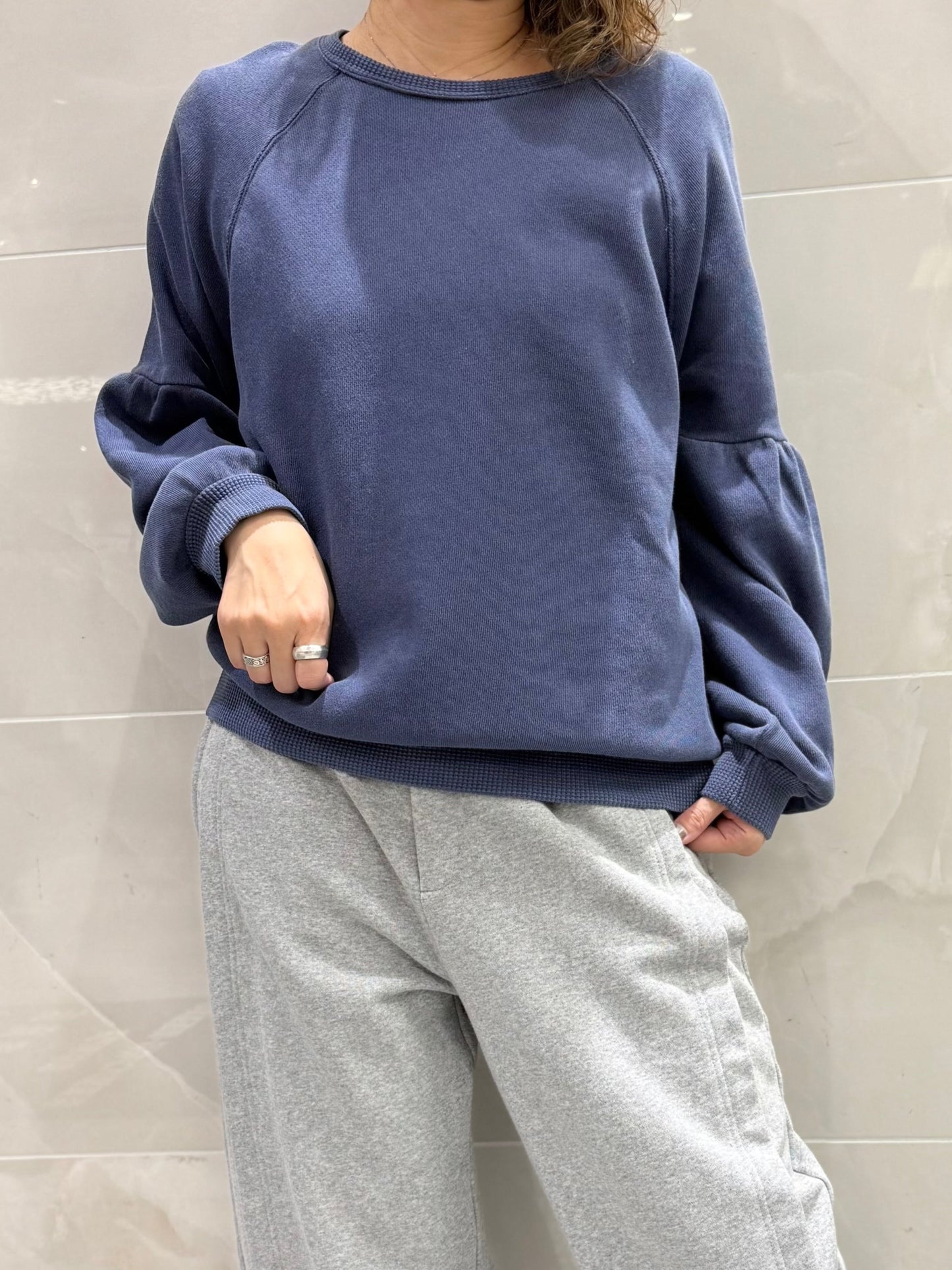 LOVE STITCH ピグメント加工 スウェットプルオーバー