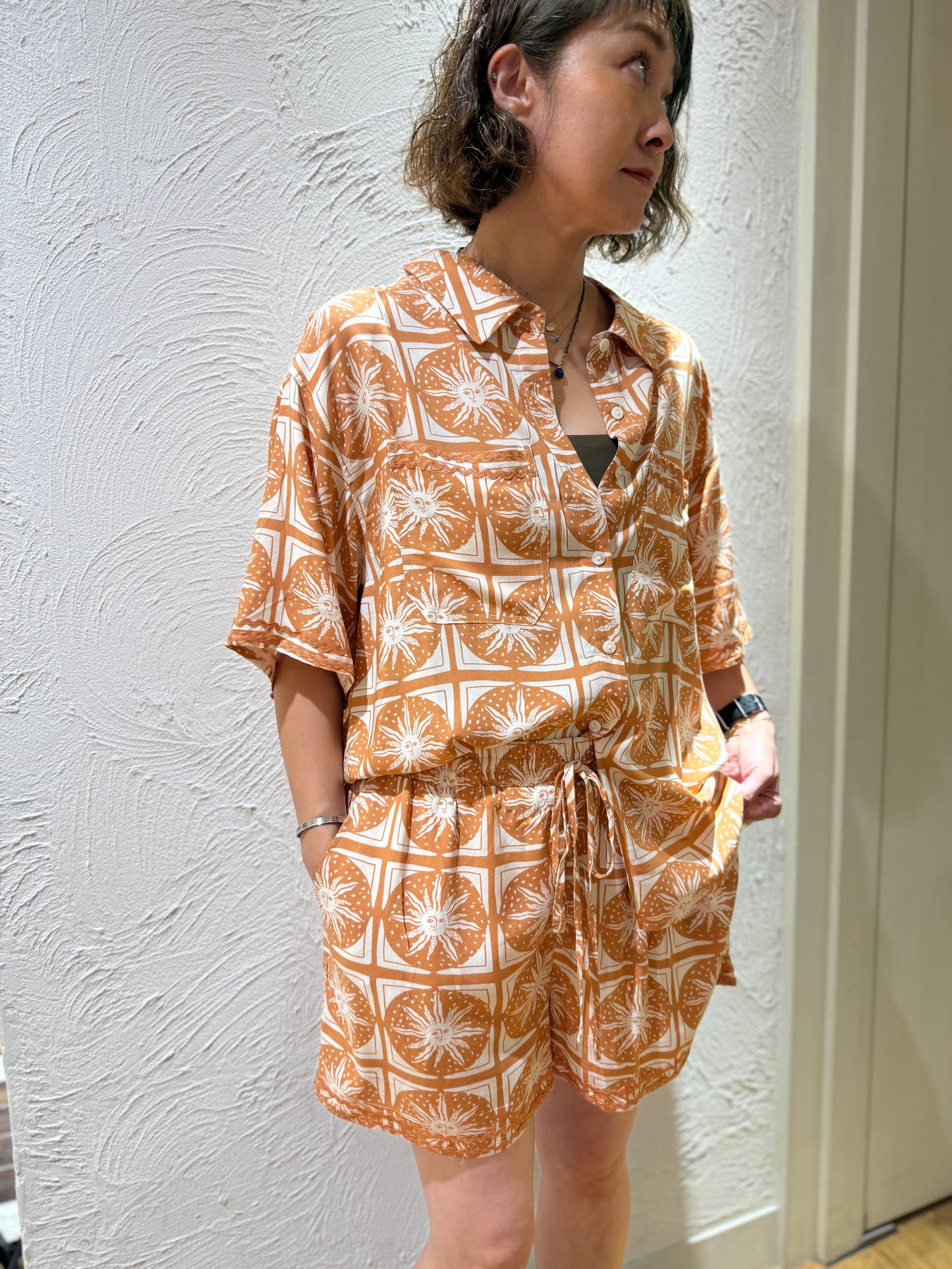 サンフェイスプリント シャツ&ショートパンツ セットアップ