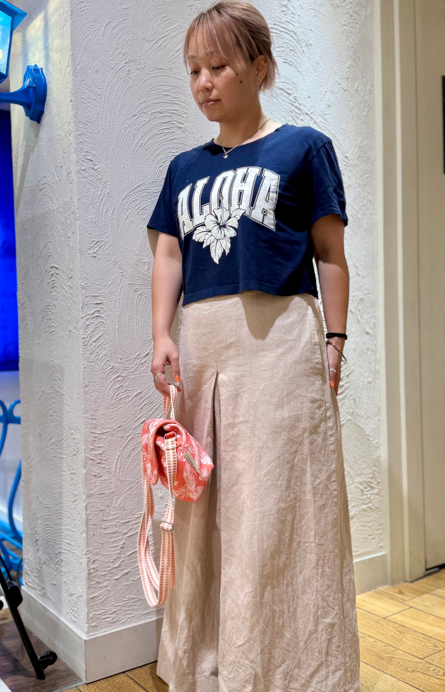 アロハ ハイビスカス ショート丈Tシャツ
