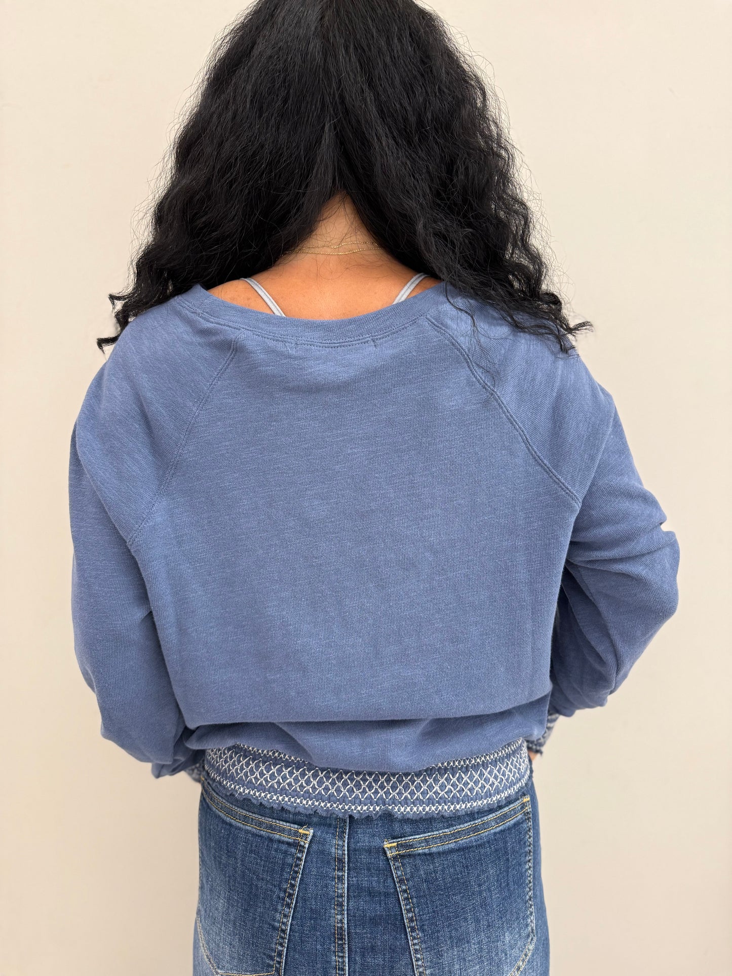 LOVE STITCH 裾シャーリングスウェットプルオーバー