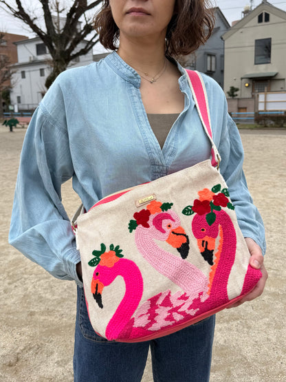 SunNSand フローラルフラミンゴショルダーバッグ