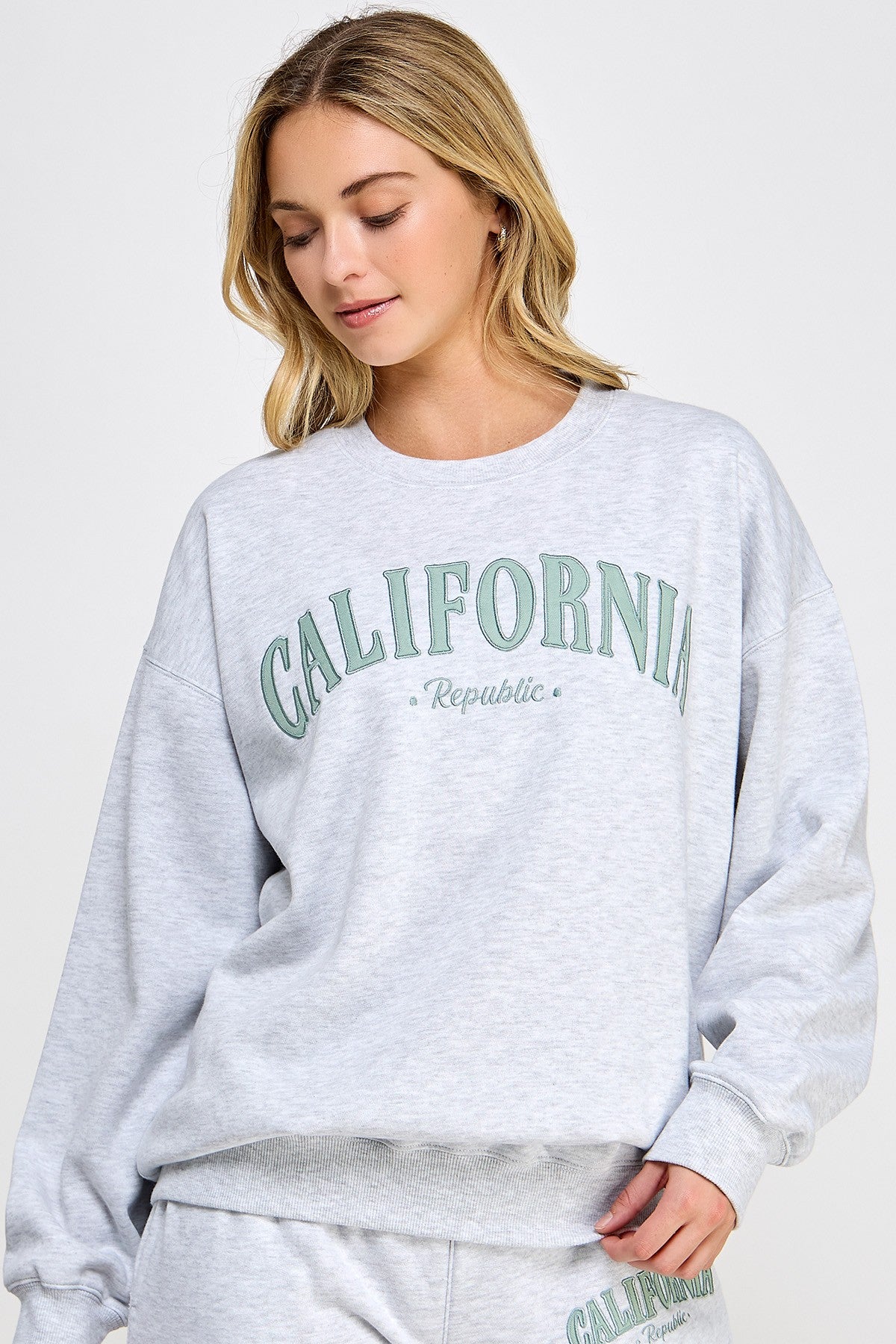 カリフォルニアロゴ オーバーサイズ フリーススウェットシャツ
