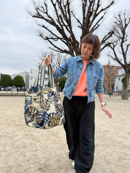 SunNSand メタリックモンステラトートバッグ