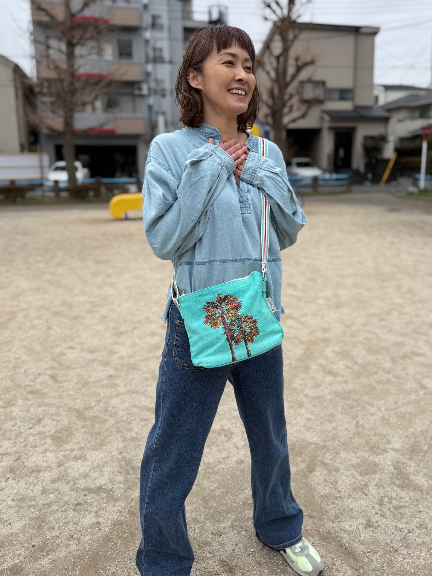 SunNSand パームツリー ショルダーバッグ（Paul Brent）