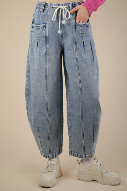 ウォッシュドデニム バレルレッグパンツ