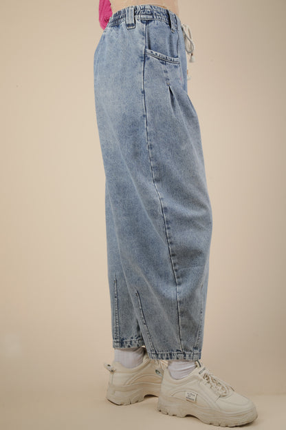 ウォッシュドデニム バレルレッグパンツ