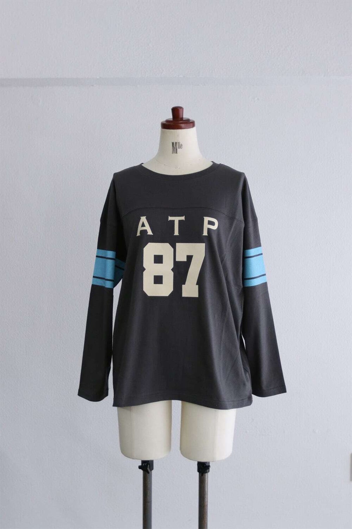 BAD ナンバープリント ロングTシャツ SALE 20%OFF