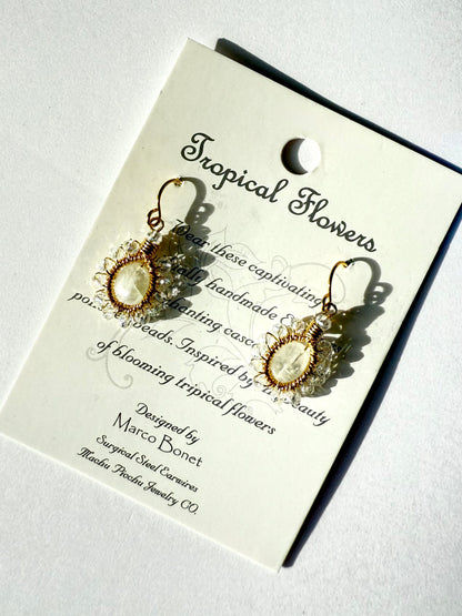 マチュピチュジュエリー トロピカルフラワーズ ピアス ムーンストーン