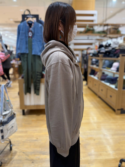 カリフォルニア刺繍 ゆったりジップアップフーディー