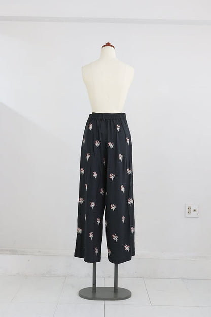 BAD 刺繍ロングパンツ
