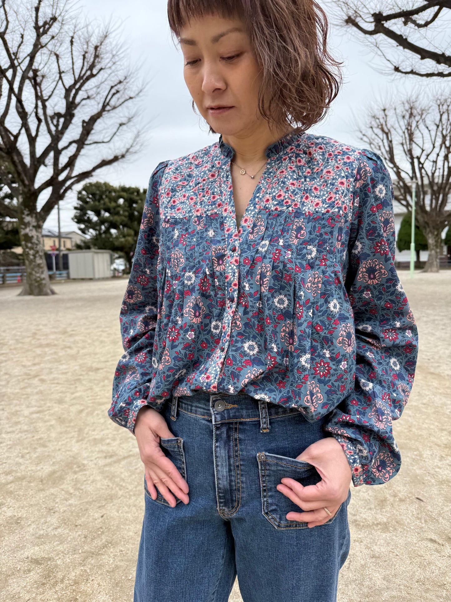 LOVESTITCH ボヘミアンフラワープリントブラウス