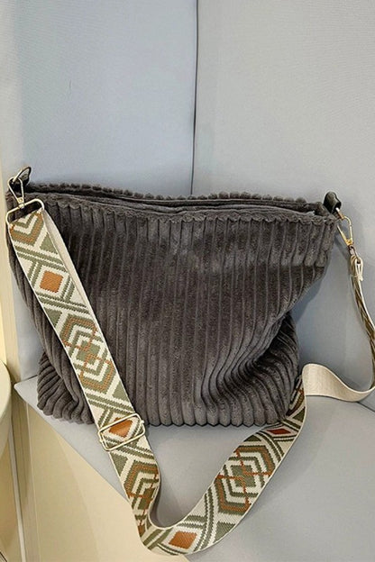 コーデュロイショルダーバッグ