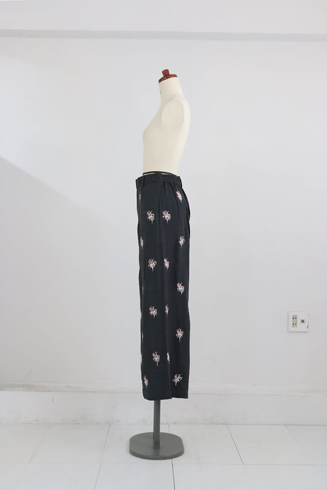 BAD 刺繍ロングパンツ
