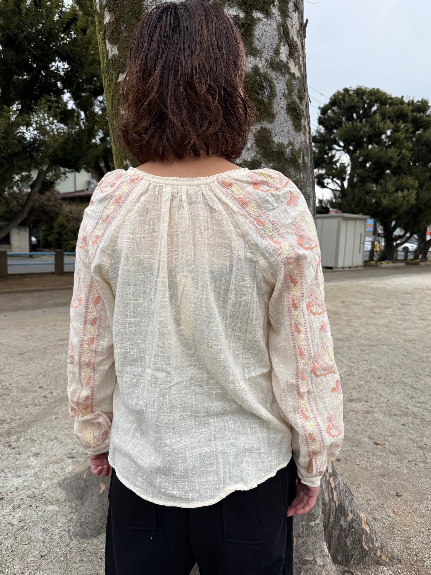 LOVESTITCH   刺繍 スキッパーブラウス