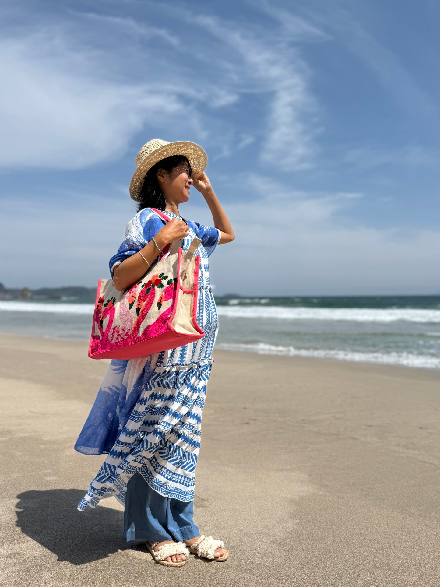 SunNSand フローラルフラミンゴ トートバッグ
