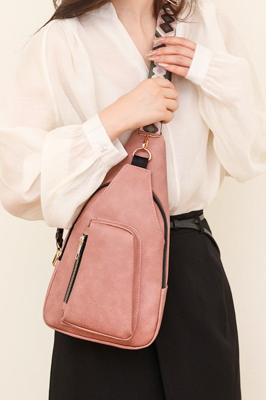 クロスボディ・スリングバッグ