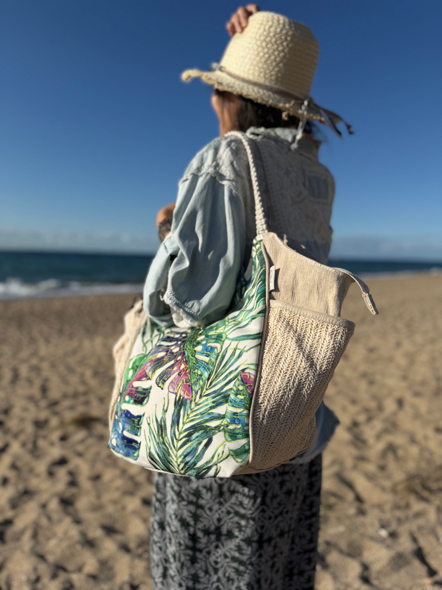 SunNSand マクラメトロピカルリーフトートバッグ