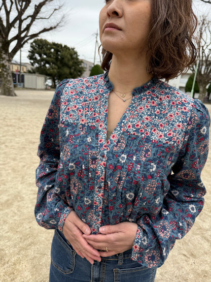 LOVESTITCH ボヘミアンフラワープリントブラウス