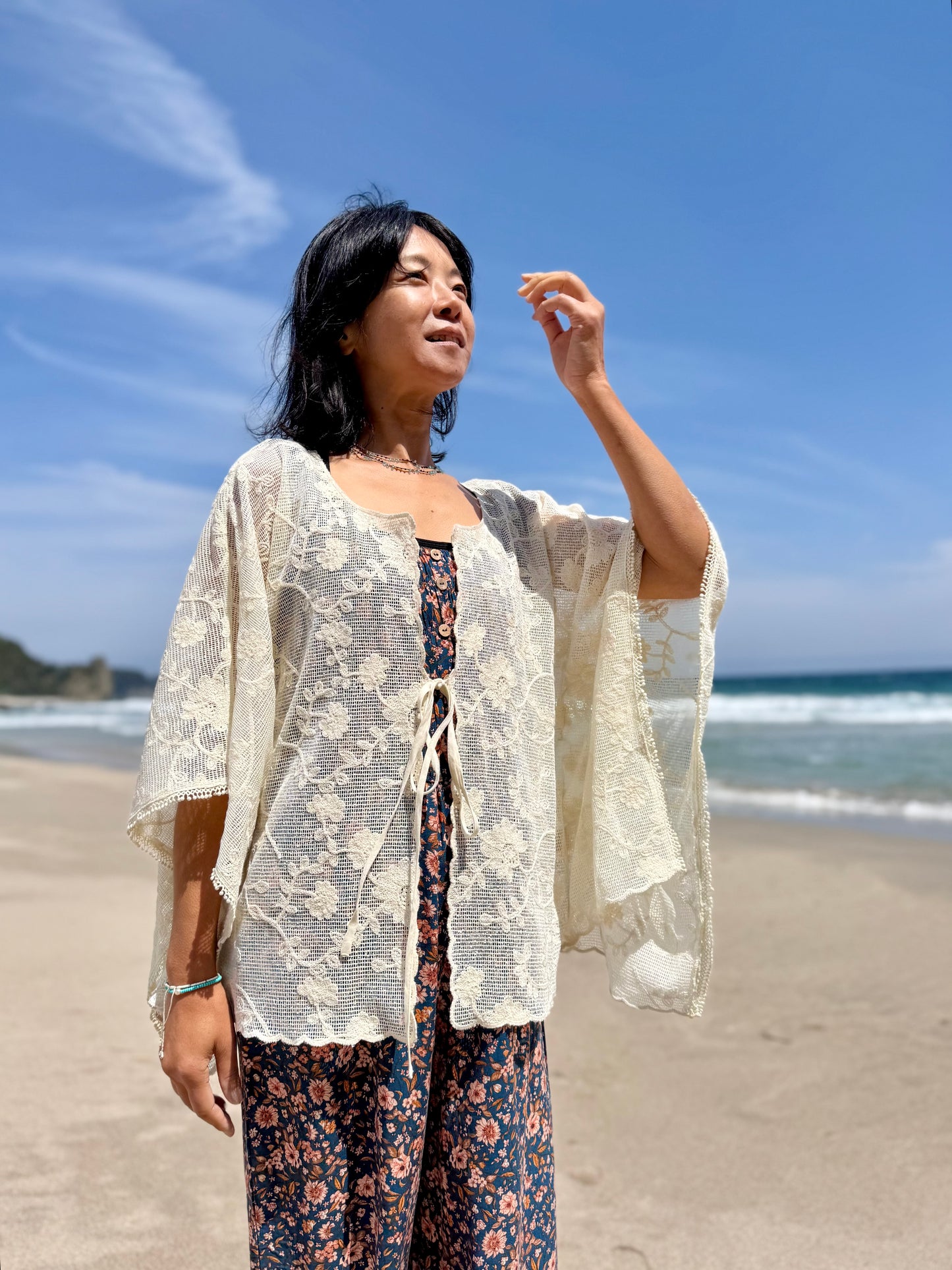 LOVESTITCH   レースシアー キモノ カバーアップ