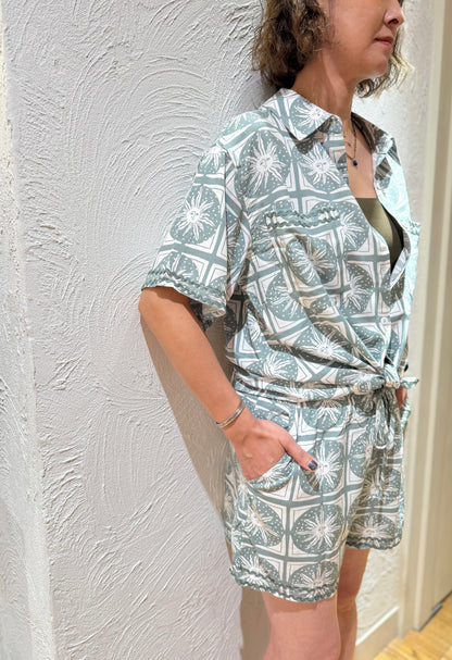 サンフェイスプリント シャツ&ショートパンツ セットアップ