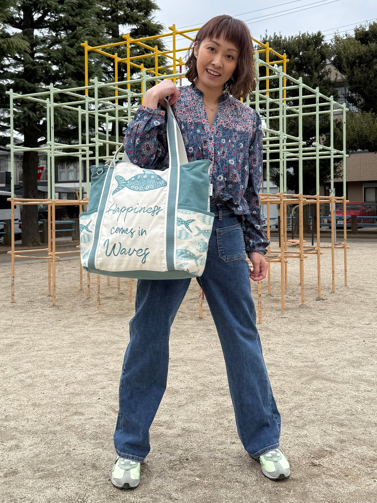 SunNSand シェル おさかなショルダートート（Pam Vale / Jewel Branding）