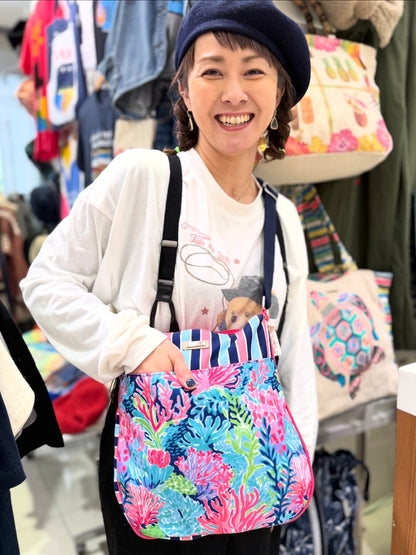 SunNSand アンダーウォーターオアシス ショルダーバッグ