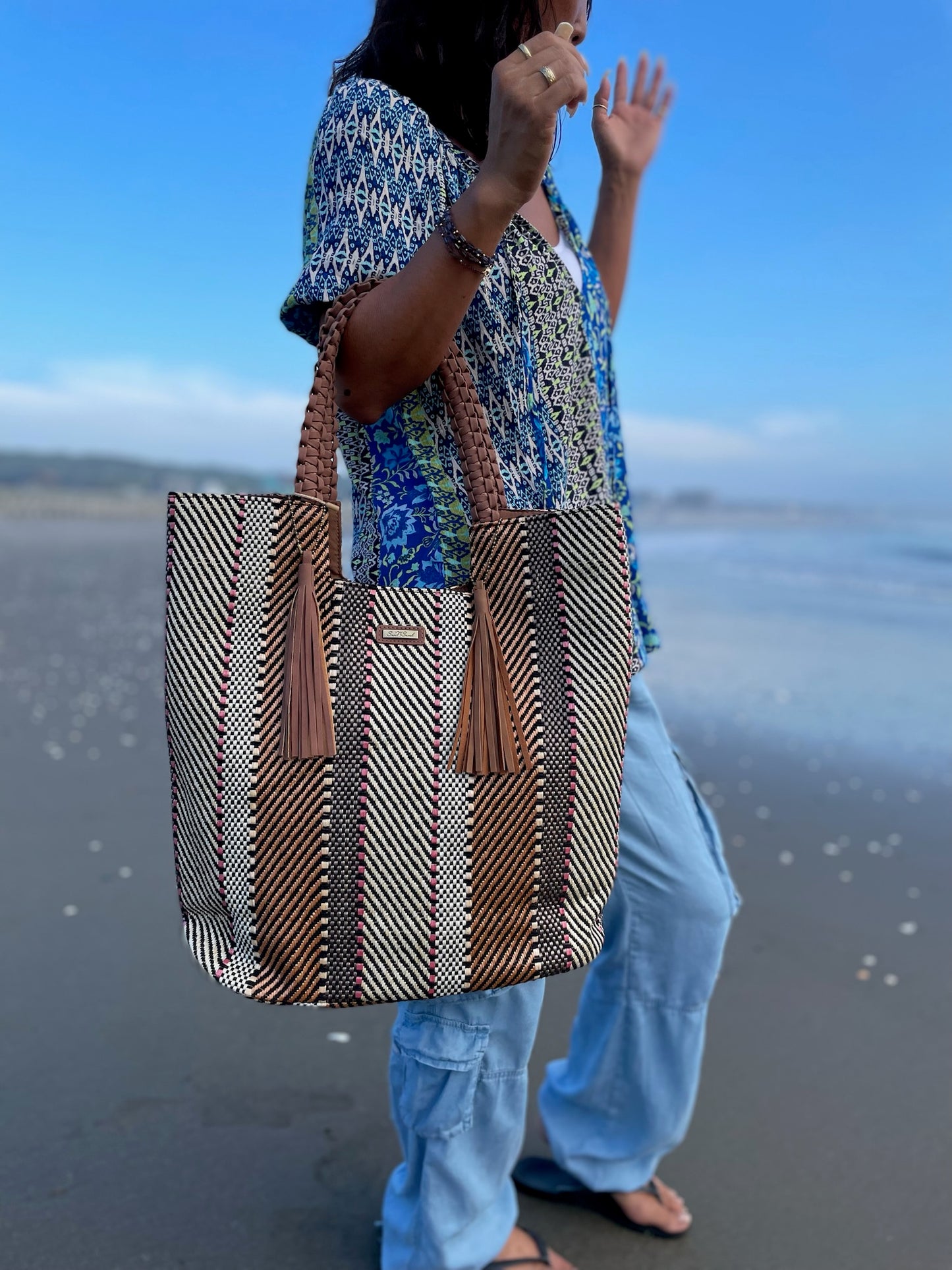 SunNSand ストライプストロートートバッグ