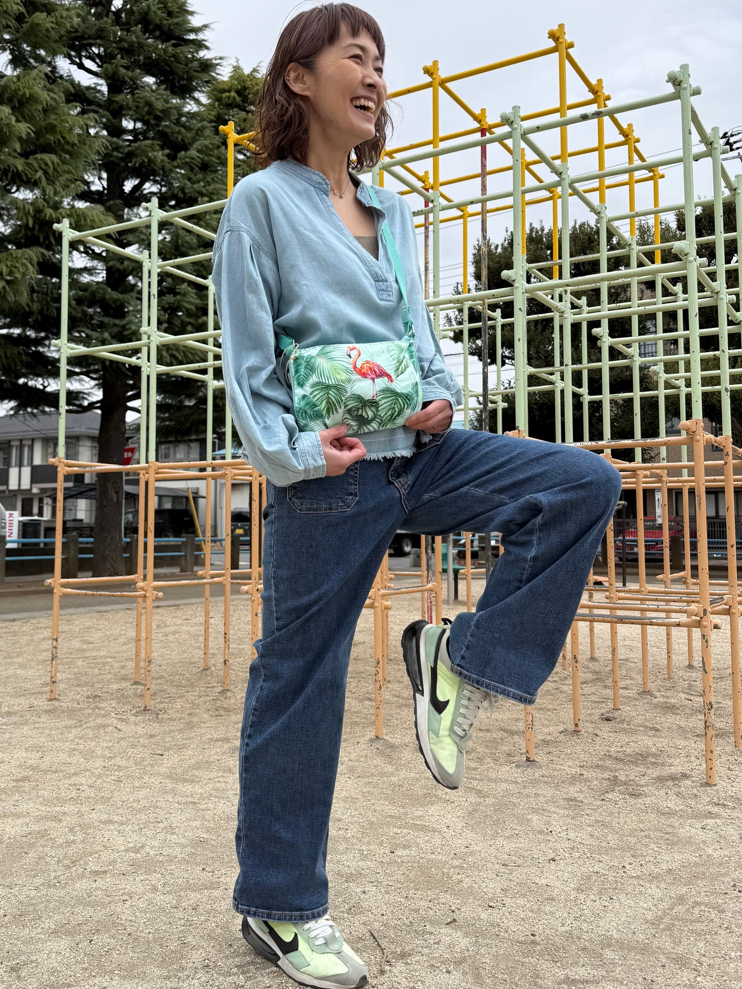 SunNSand フラミンゴ＆リーフ ミニショルダーバッグ