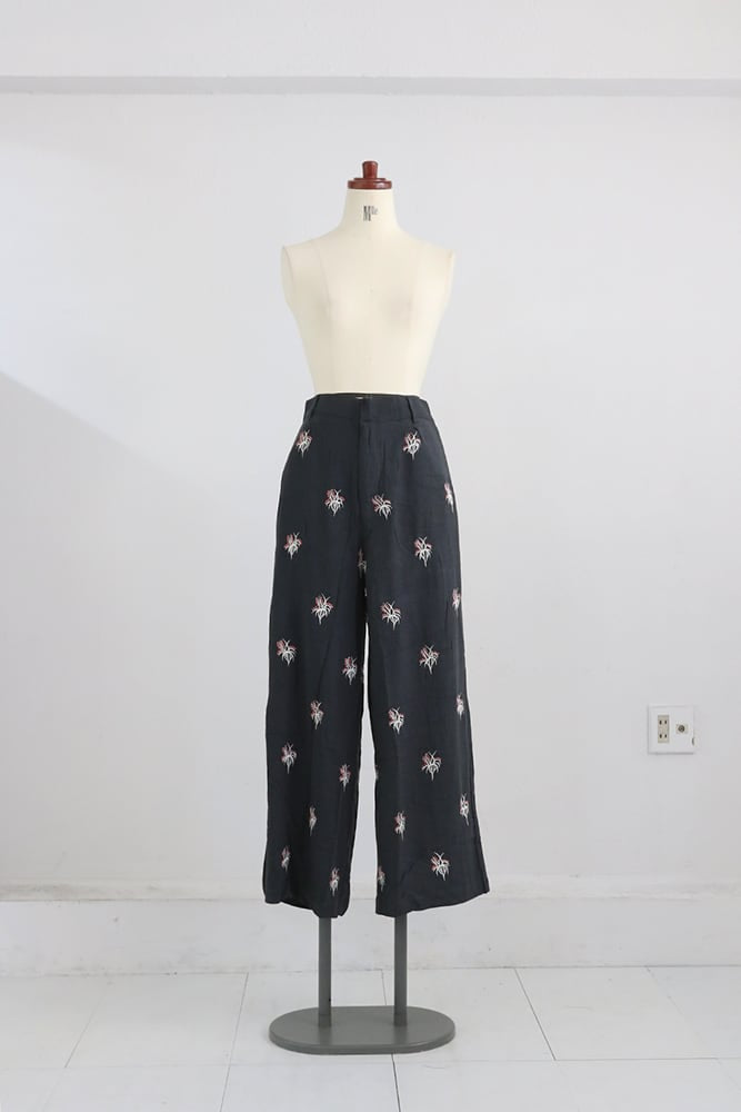 BAD 刺繍ロングパンツ