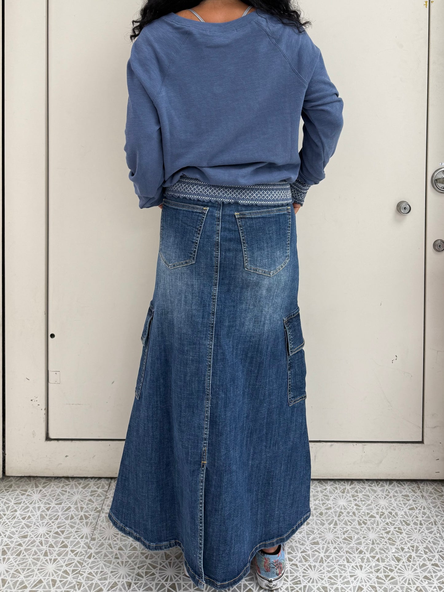 LOVE STITCH 裾シャーリングスウェットプルオーバー