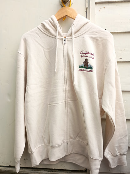 カリフォルニア刺繍 ゆったりジップアップフーディー